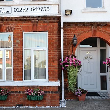 Annie'S Guest House Farnborough  Eksteriør bilde